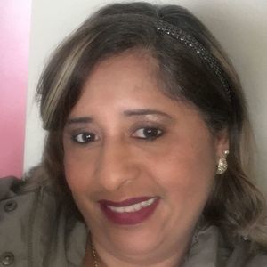 Meet your Posher, Iluminada esther